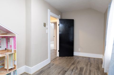 Tiny photo for 809 W North Street, Fostoria, OH 44830 (MLS # 10003247)