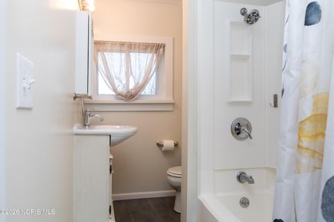 Tiny photo for 809 W North Street, Fostoria, OH 44830 (MLS # 10003247)