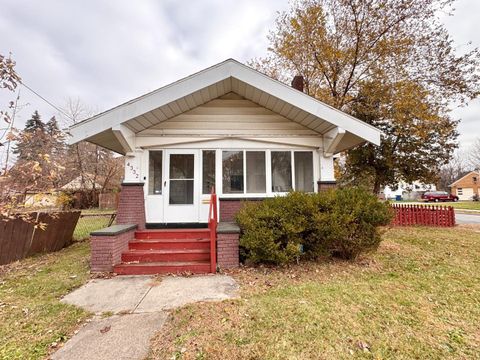 Photo of Toledo, OH 43612 (MLS # 10001617)