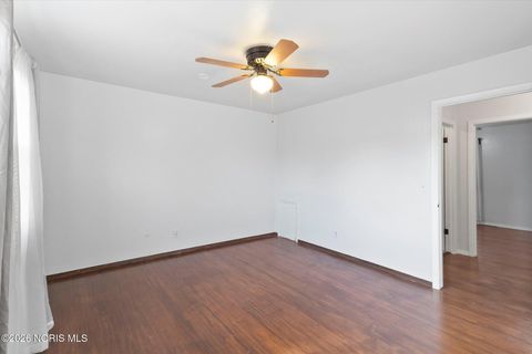 Tiny photo for 4854 Wickford Drive #Apt 2, Sylvania, OH 43560 (MLS # 10003039)