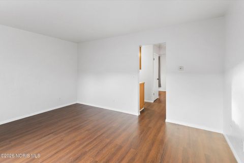 Tiny photo for 4854 Wickford Drive #Apt 2, Sylvania, OH 43560 (MLS # 10003039)