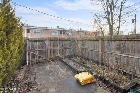 Tiny photo for 4854 Wickford Drive #Apt 2, Sylvania, OH 43560 (MLS # 10003039)