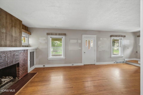 Tiny photo for 4402 N Lockwood Avenue, Toledo, OH 43612 (MLS # 10013605)