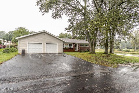 Tiny photo for 4805 Paisley Road, Toledo, OH 43615 (MLS # 10014536)