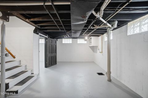 Tiny photo for 724 Brookley Boulevard, Toledo, OH 43607 (MLS # 10004989)