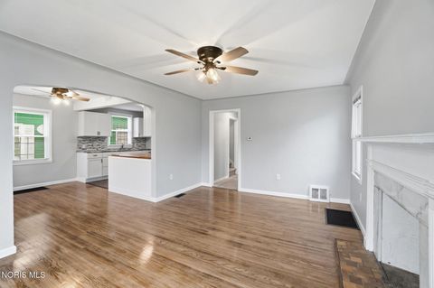 Tiny photo for 724 Brookley Boulevard, Toledo, OH 43607 (MLS # 10004989)