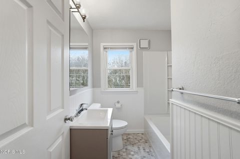 Tiny photo for 724 Brookley Boulevard, Toledo, OH 43607 (MLS # 10004989)