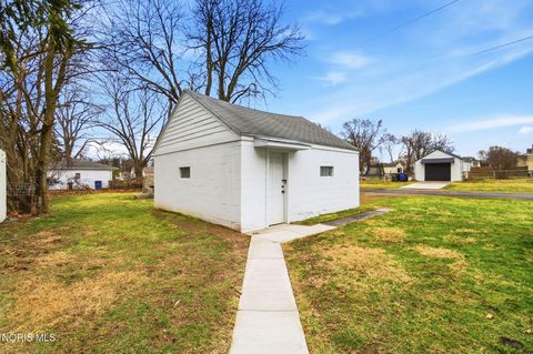 Tiny photo for 724 Brookley Boulevard, Toledo, OH 43607 (MLS # 10004989)