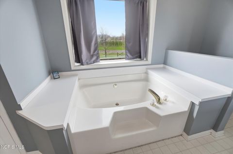 Tiny photo for 674 Harrison Road, Perrysburg, OH 43551 (MLS # 10006347)