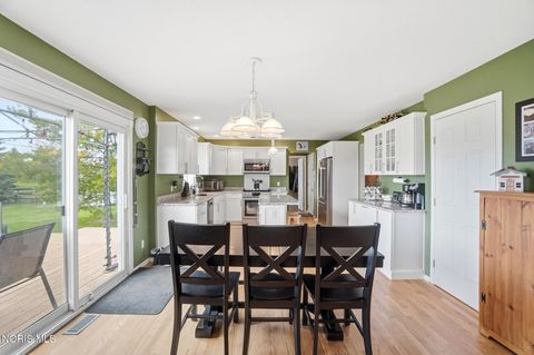 Tiny photo for 674 Harrison Road, Perrysburg, OH 43551 (MLS # 10006347)