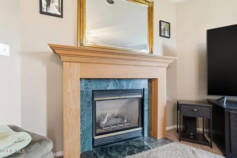 Tiny photo for 674 Harrison Road, Perrysburg, OH 43551 (MLS # 10006347)