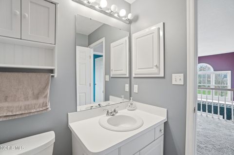 Tiny photo for 674 Harrison Road, Perrysburg, OH 43551 (MLS # 10006347)