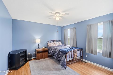 Tiny photo for 674 Harrison Road, Perrysburg, OH 43551 (MLS # 10006347)