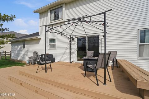 Tiny photo for 674 Harrison Road, Perrysburg, OH 43551 (MLS # 10006347)