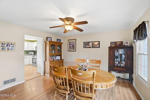 Tiny photo for 674 Harrison Road, Perrysburg, OH 43551 (MLS # 10006347)