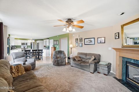 Tiny photo for 674 Harrison Road, Perrysburg, OH 43551 (MLS # 10006347)