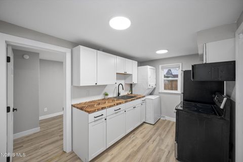 Tiny photo for 514 Conrad Avenue, Toledo, OH 43607 (MLS # 10005789)