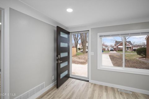 Tiny photo for 514 Conrad Avenue, Toledo, OH 43607 (MLS # 10005789)