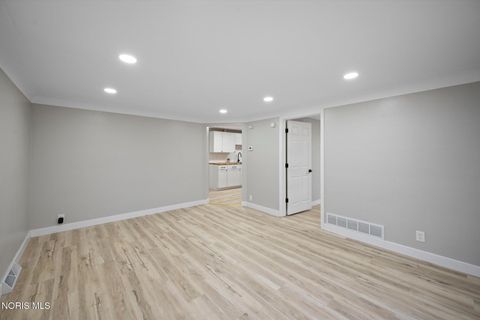 Tiny photo for 514 Conrad Avenue, Toledo, OH 43607 (MLS # 10005789)