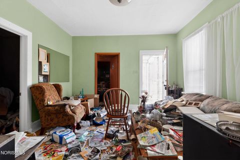 Tiny photo for 1236 Belmont Avenue, Toledo, OH 43607 (MLS # 10004155)