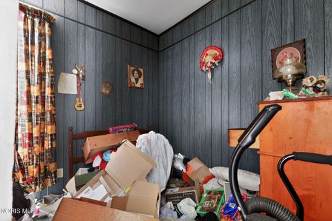 Tiny photo for 1236 Belmont Avenue, Toledo, OH 43607 (MLS # 10004155)