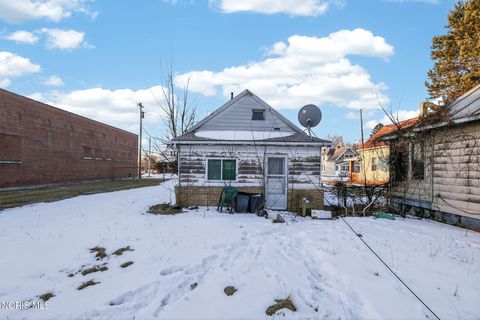Tiny photo for 1236 Belmont Avenue, Toledo, OH 43607 (MLS # 10004155)