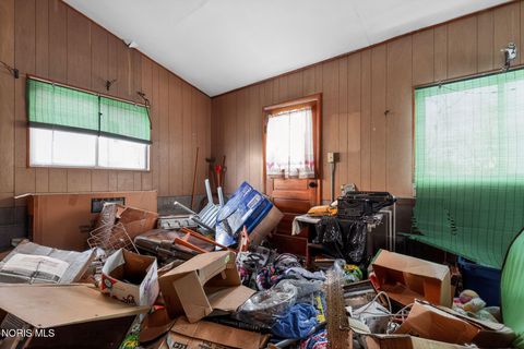 Tiny photo for 1236 Belmont Avenue, Toledo, OH 43607 (MLS # 10004155)