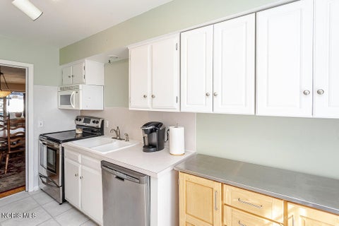 Tiny photo for 5146 Regency Drive #2, Toledo, OH 43615 (MLS # 10013669)