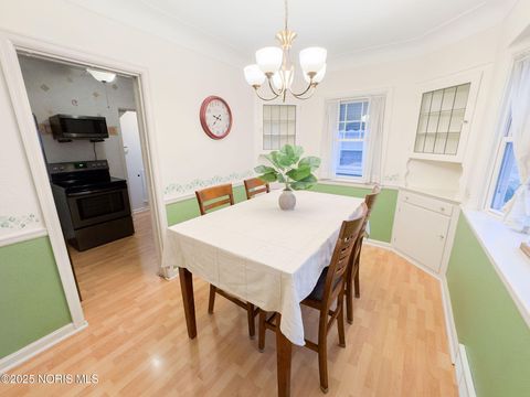 Tiny photo for 4125 Rugby Drive, Toledo, OH 43614 (MLS # 10001885)