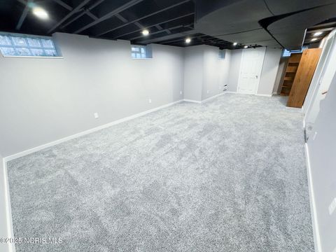 Tiny photo for 4125 Rugby Drive, Toledo, OH 43614 (MLS # 10001885)