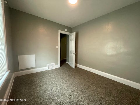 Tiny photo for 1725 Brussels Street, Toledo, OH 43613 (MLS # 10011401)