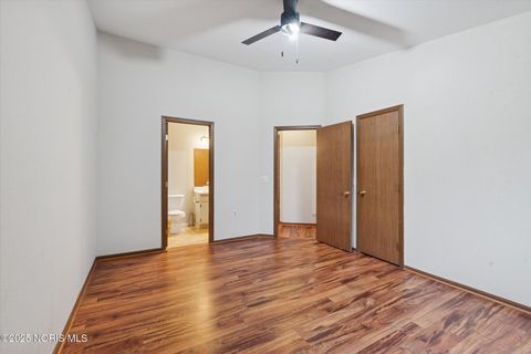 Tiny photo for 710 Hilltop Lane, Toledo, OH 43615 (MLS # 10000609)