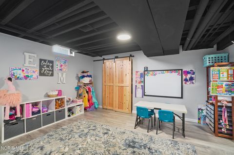 Tiny photo for 276 Twinbrook Drive, Perrysburg, OH 43551 (MLS # 10006462)