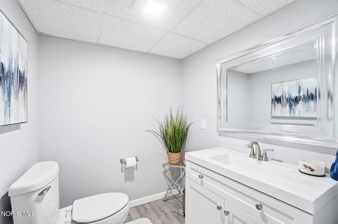 Tiny photo for 276 Twinbrook Drive, Perrysburg, OH 43551 (MLS # 10006462)