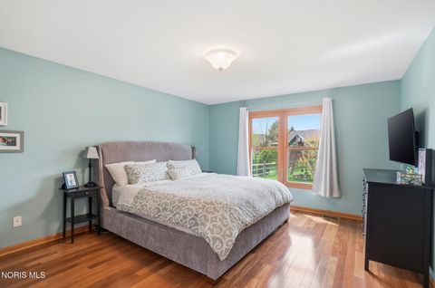 Tiny photo for 276 Twinbrook Drive, Perrysburg, OH 43551 (MLS # 10006462)