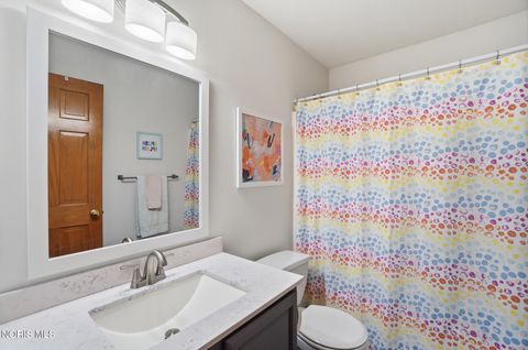 Tiny photo for 276 Twinbrook Drive, Perrysburg, OH 43551 (MLS # 10006462)