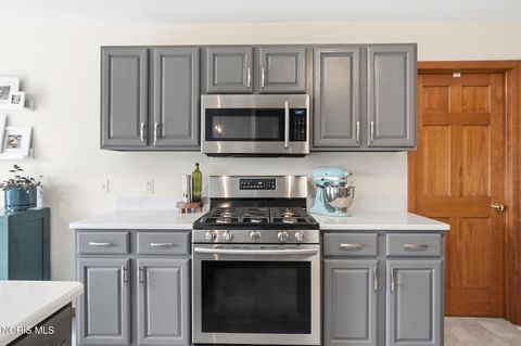 Tiny photo for 276 Twinbrook Drive, Perrysburg, OH 43551 (MLS # 10006462)