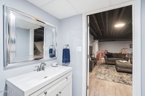 Tiny photo for 276 Twinbrook Drive, Perrysburg, OH 43551 (MLS # 10006462)