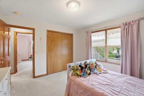 Tiny photo for 276 Twinbrook Drive, Perrysburg, OH 43551 (MLS # 10006462)