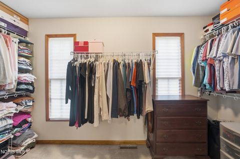 Tiny photo for 276 Twinbrook Drive, Perrysburg, OH 43551 (MLS # 10006462)