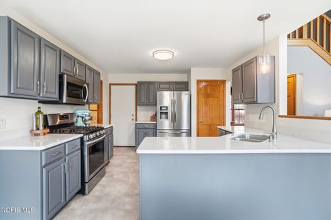 Tiny photo for 276 Twinbrook Drive, Perrysburg, OH 43551 (MLS # 10006462)