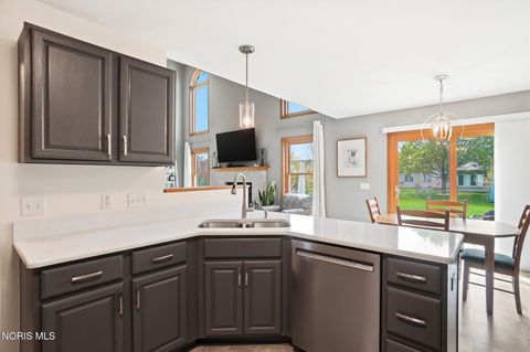 Tiny photo for 276 Twinbrook Drive, Perrysburg, OH 43551 (MLS # 10006462)