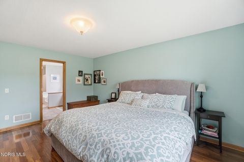 Tiny photo for 276 Twinbrook Drive, Perrysburg, OH 43551 (MLS # 10006462)