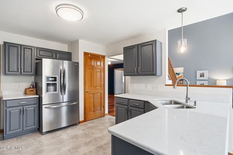 Tiny photo for 276 Twinbrook Drive, Perrysburg, OH 43551 (MLS # 10006462)