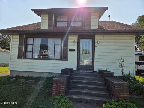 Tiny photo for 512 Harrison Street, Port Clinton, OH 43452 (MLS # 10012176)
