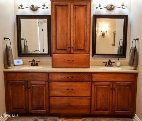 Tiny photo for 1300 Heisler Road, Edgerton, OH 43517 (MLS # 10004458)