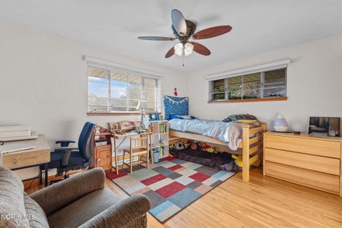 Tiny photo for 5436 Yermo Drive, Toledo, OH 43613 (MLS # 10013001)