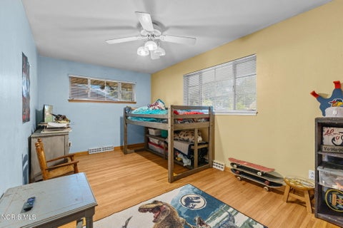 Tiny photo for 5436 Yermo Drive, Toledo, OH 43613 (MLS # 10013001)