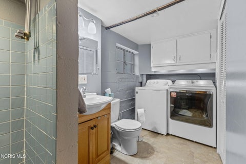 Tiny photo for 5436 Yermo Drive, Toledo, OH 43613 (MLS # 10013001)