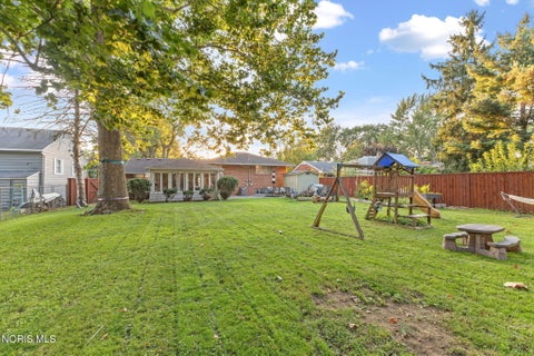 Tiny photo for 5436 Yermo Drive, Toledo, OH 43613 (MLS # 10013001)